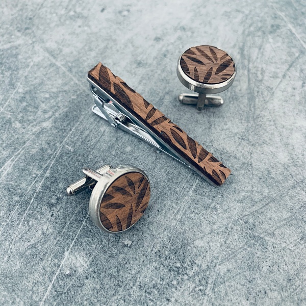 Dřevěný set - manžetové knoflíčky + spona na kravatu Leaf 