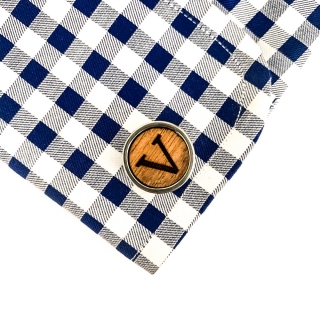 Dřevěné manžetové knoflíčky Wood Iniciál V
