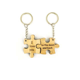 Dřevěná klíčenka Puzzle I love you to the moon and back