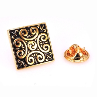 Zlatá brož Luxury Gold ornament 